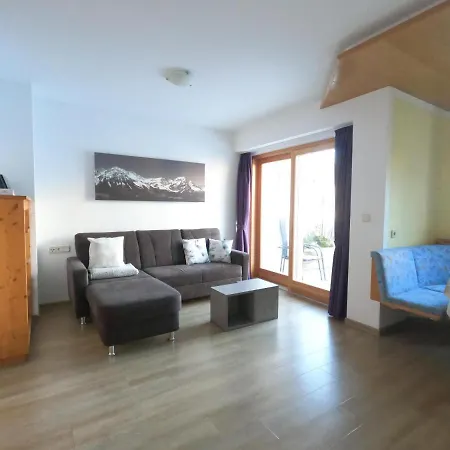 Daire Wilder Kaiser, Anni Koller *